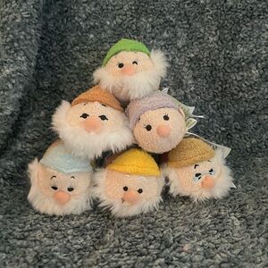 Disney dwarf tsum tsums